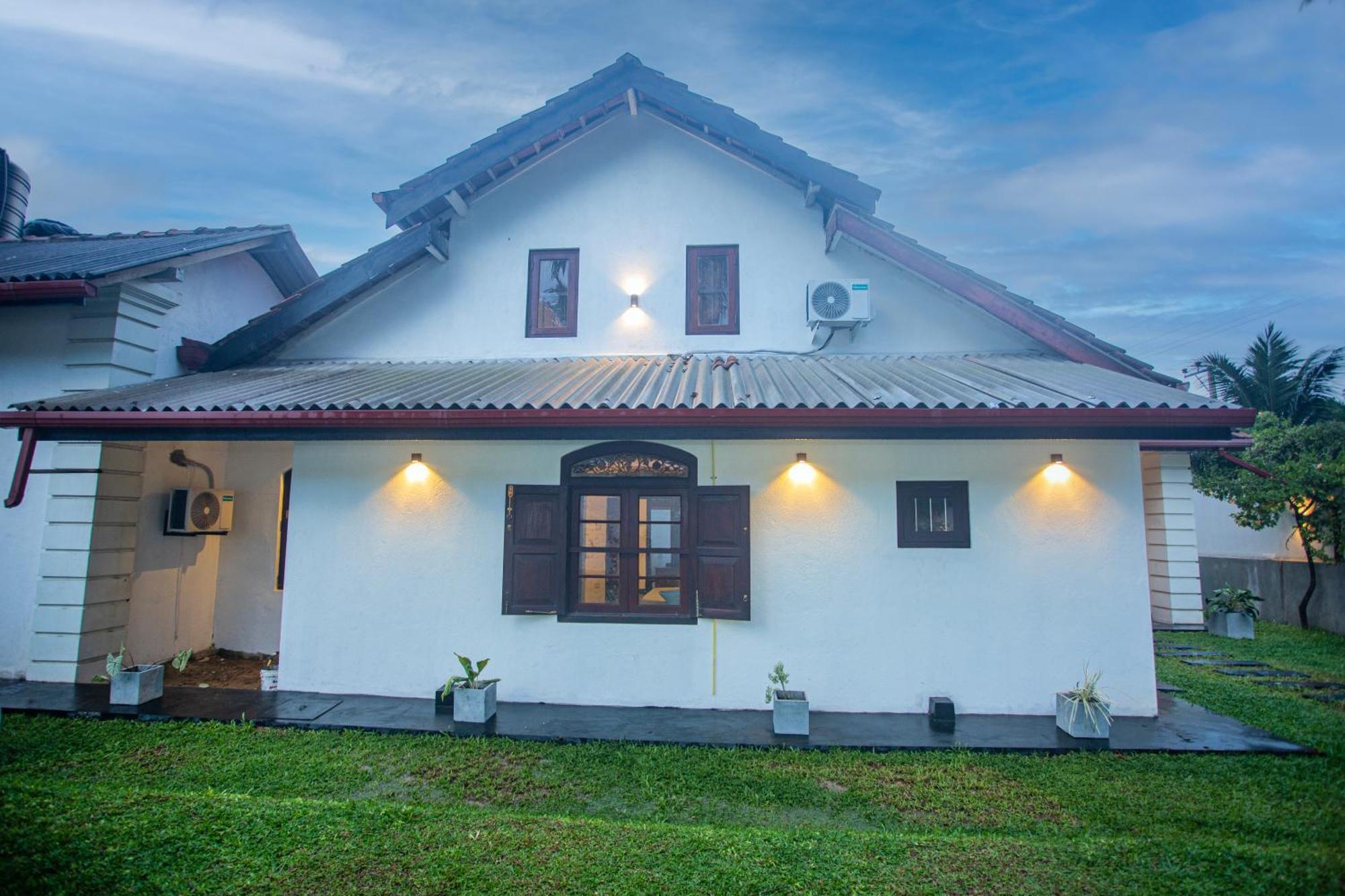 Villa Risithenmi アハンガマ エクステリア 写真